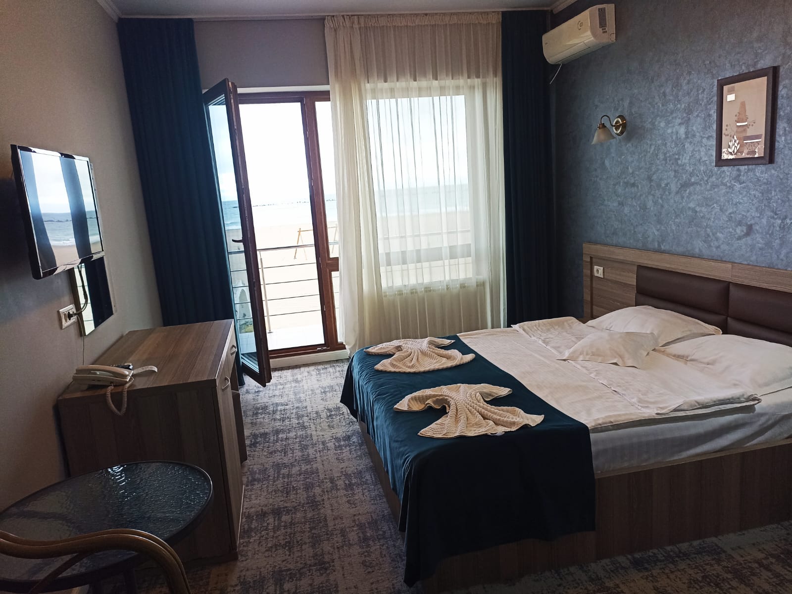 Agapi Mamaia photo 2