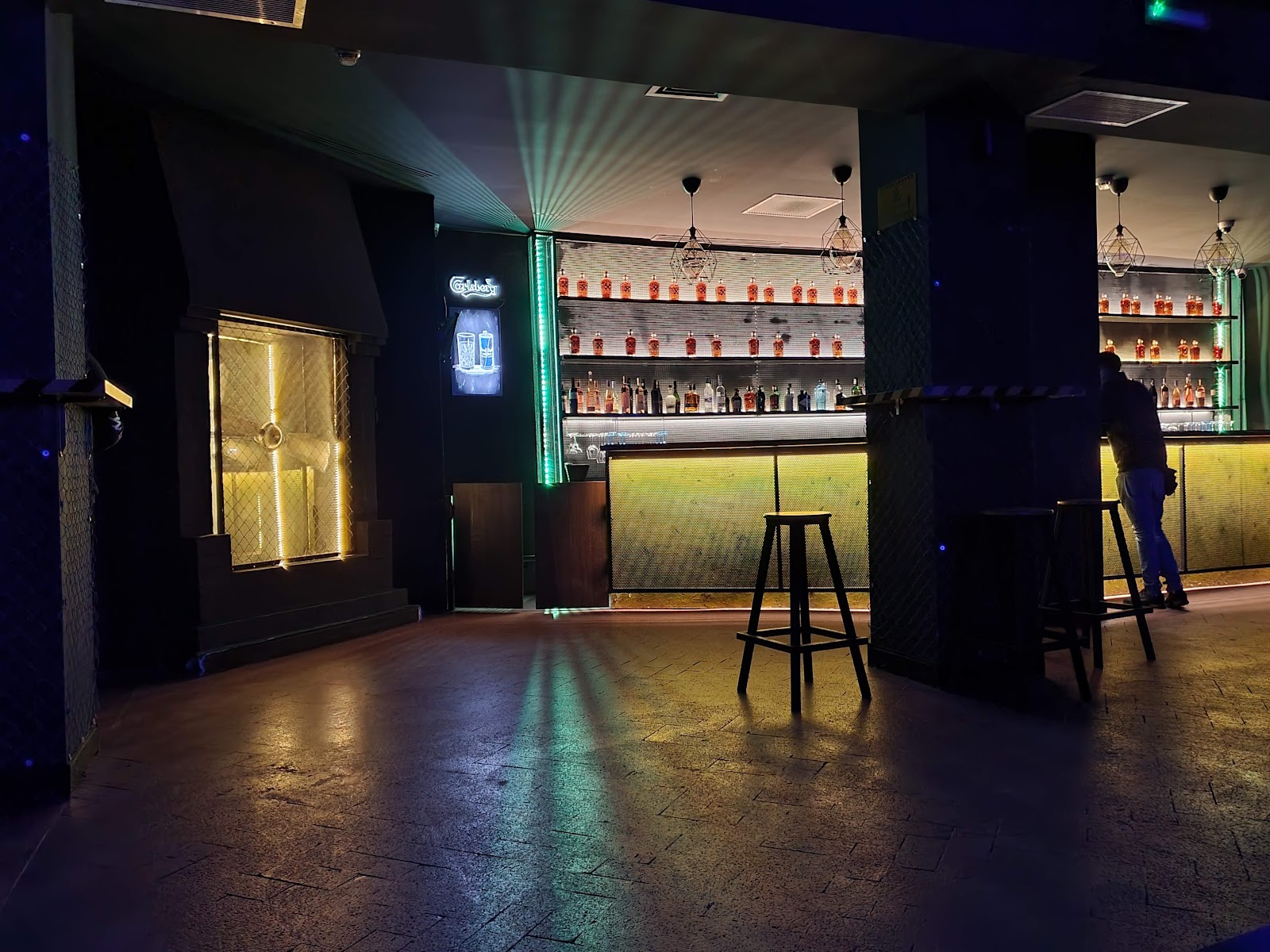 Club Mono photo 4