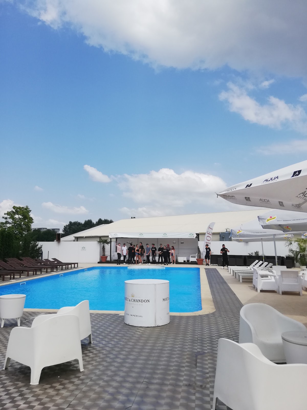 Kundalini Pool Bar photo 2
