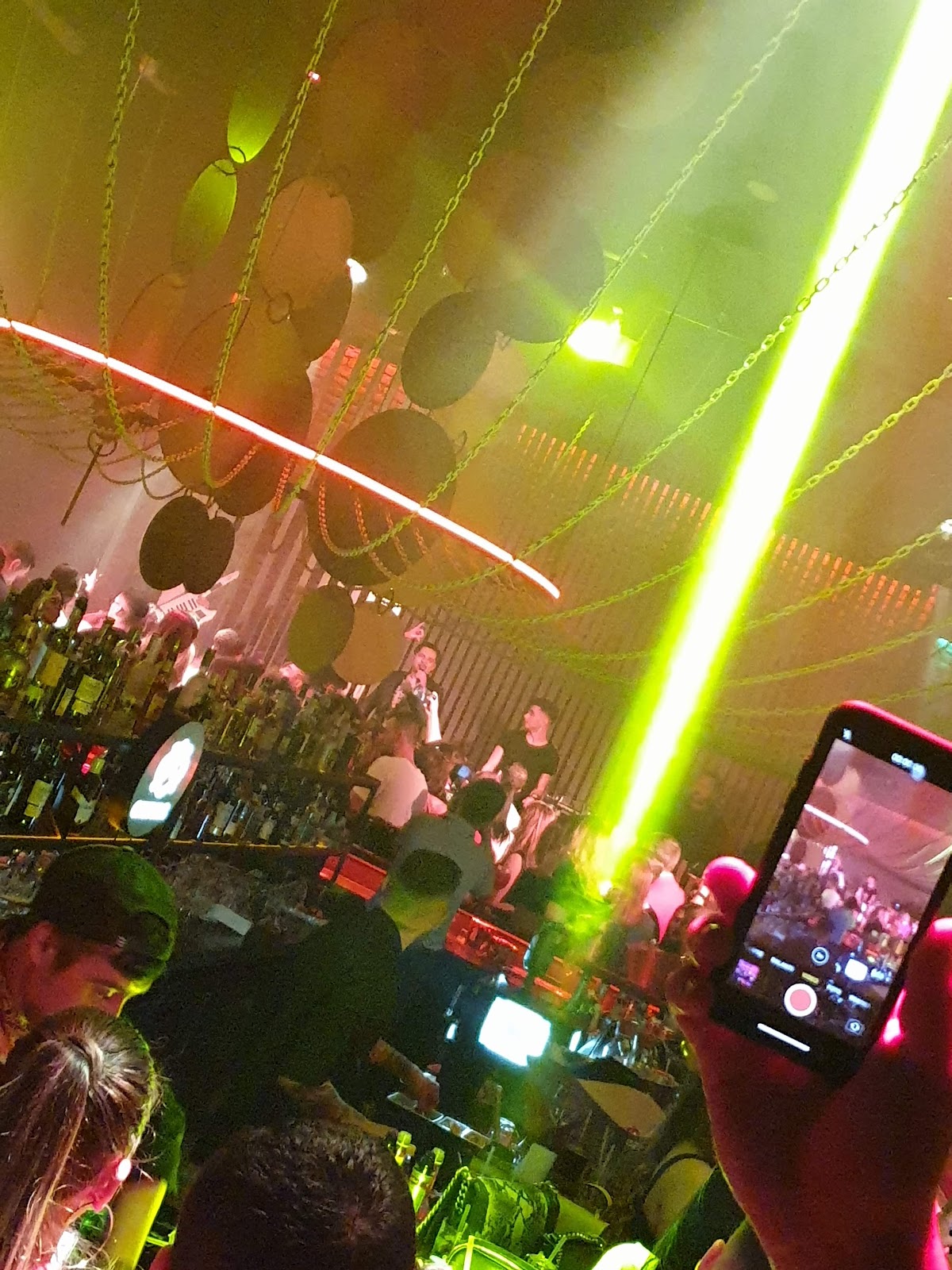 Momo Club photo 3