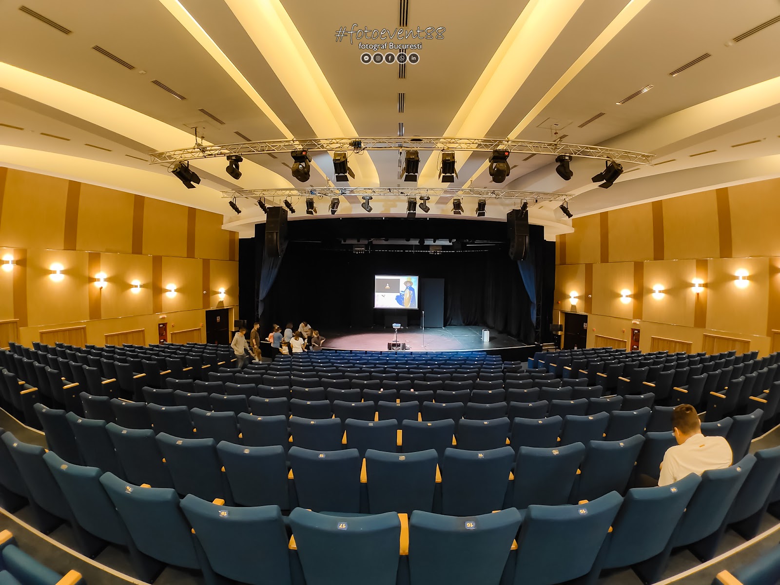 Sala Gloria photo 1