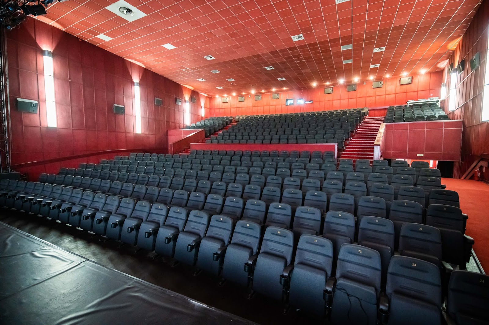 Sala Luceafărul photo 1