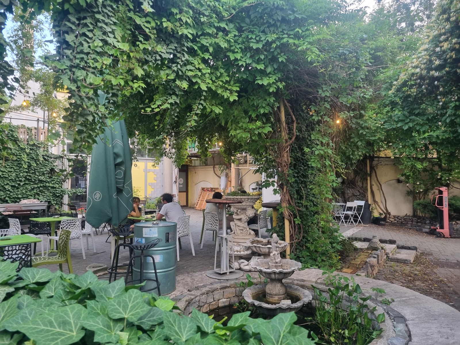 Secret Location photo 4