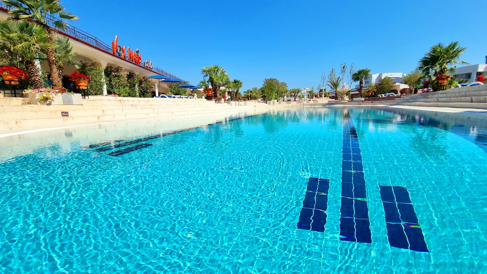 Vox Maris Beach Club photo 3